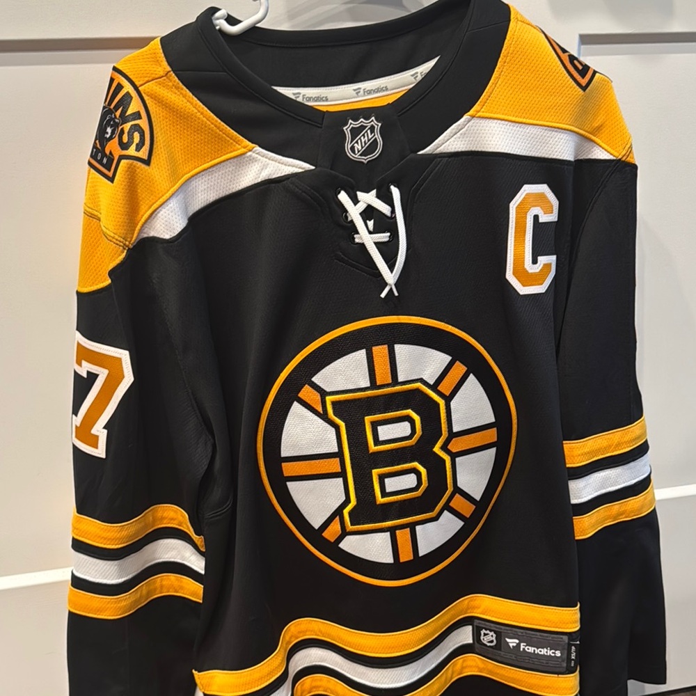 Fanatics Black and Gold Hockey Jersey